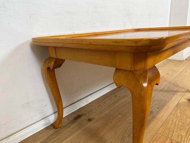 WMK Hübscher, großer und sehr gut erhaltener 60er Jahre Couchtisch im Chippendale Stil mit schönen gebogenen Tischbeinen & toller Maserung # Salontisch Wohnzimmertisch Coffee Table Stilmöbel Vintage