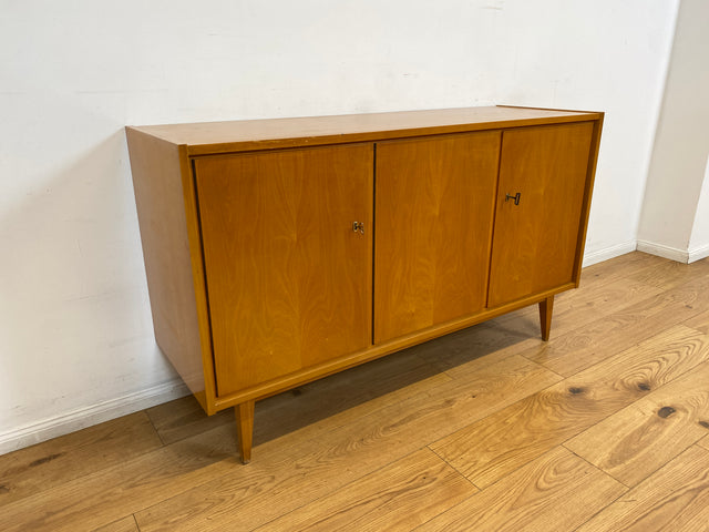 WMK I Versand 85€ I Stilvolles helles Mid-Century Sideboard aus 1965 von VEB Südthüringer Möbelwerken Themar I Kommode Schrank Anrichte TV Bank Lowboard Cabinet 60er Vintage DDR Berlin Bochum Leipzig