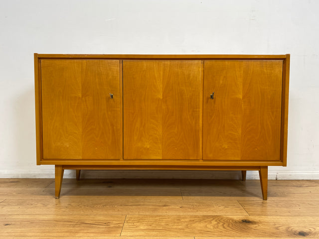 WMK I Versand 85€ I Stilvolles helles Mid-Century Sideboard aus 1965 von VEB Südthüringer Möbelwerken Themar I Kommode Schrank Anrichte TV Bank Lowboard Cabinet 60er Vintage DDR Berlin Bochum Leipzig