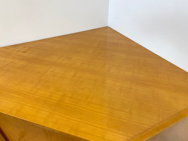 WMK I Versand 85€ I Stilvolle helle Mid-Century Eck Kommode aus 1965 von VEB Südthüringer Möbelwerken I Kommode Schrank Anrichte TV Bank Lowboard Cabinet 60er Vintage DDR Berlin Regensburg Heidelberg