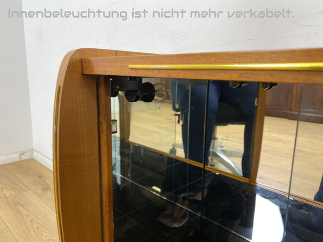 WMK Formschöne kleine Mid-Century Barkommode innen verspiegelt, mit zeittypischen konischen Füßen und Glasschiebetüren # Bar Barschrank Mini-Bar Hausbar Kommode Vitrine Rockabilly Vintage 50er 60er