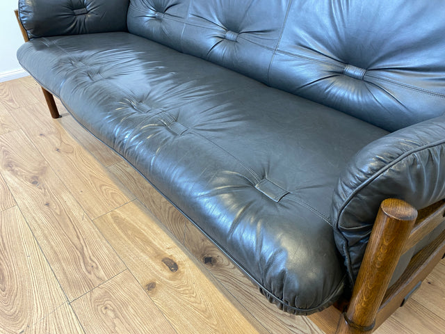 WMK I Hochwertiges 70er Jahre Sofa im Stile von Jean Gillon & Arne Norell mit Echt Leder Bezug & Holzrahmen aus Eiche I Couch Sitzgarnitur 3er 3-Sitzer Danish Design Skandinavisch Mid-Century Vintage