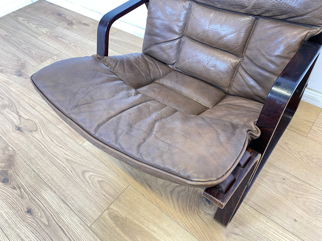 WMK Stilvoller & sehr bequemer norwegischer 70er Jahre Sessel in braunem Echtleder & Bugholz Rahmen # Ledersessel Lesesessel Relaxsessel Freischwinger Skandinavisches Design Mid-Century Vintage Leder