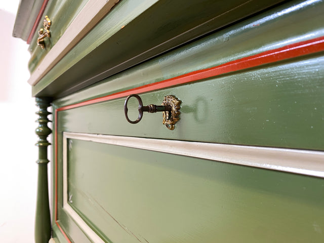 WMK I Imposanter grüner antiker Schreibschrank aus vollem Holz mit stabiler Schreibklappe und Schubladen I Sekretär Schrank Highboard Desk Kommode Wäsche Bauern Gründerzeit Vintage Berlin Dresden Ulm