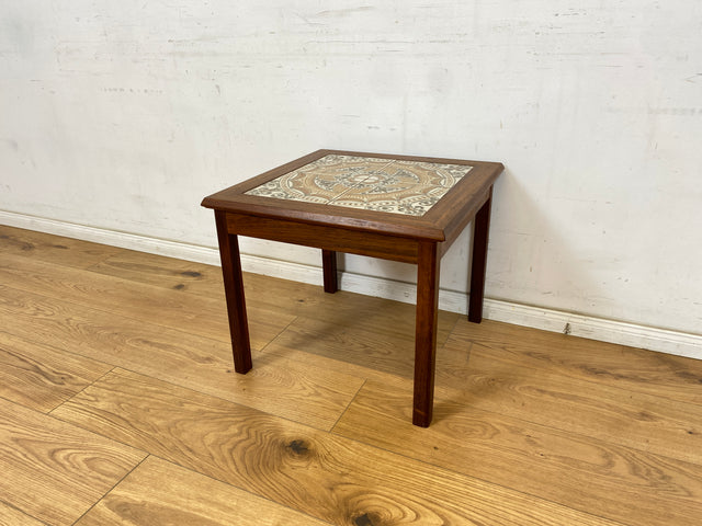 WMK Wunderschöner & sehr gut erhaltener skandinavischer Couchtisch mit kunstvollen Fliesen auf Teakholz # Beistelltisch Wohnzimmertisch Fliesentisch Coffe table Mid-Century Danisch Design Teak Vintage