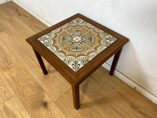 WMK Wunderschöner & sehr gut erhaltener skandinavischer Couchtisch mit kunstvollen Fliesen auf Teakholz # Beistelltisch Wohnzimmertisch Fliesentisch Coffe table Mid-Century Danisch Design Teak Vintage