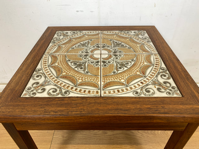 WMK Wunderschöner & sehr gut erhaltener skandinavischer Couchtisch mit kunstvollen Fliesen auf Teakholz # Beistelltisch Wohnzimmertisch Fliesentisch Coffe table Mid-Century Danisch Design Teak Vintage