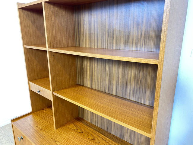 WMK Stilvoller skandinavischer Bücherschrank mit ausziehbarer Schreibplatte, Schubladen & verstell. Regalböden # Bücherregal Sekretär Regal Schreibschrank Highboard Sideboard Vintage Mid-Century 60er