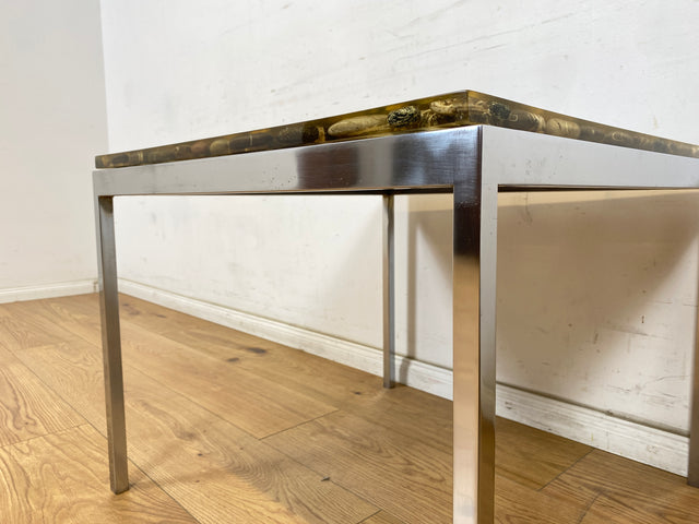 WMK Seltener und gut erhaltener 70er Jahre Couchtisch mit Epoxid Tischplatte mit eingelassenen echten Steinen auf Metallgestell # Wohnzimmertisch Coffee Table Glastisch Beistelltisch Vintage Space Age