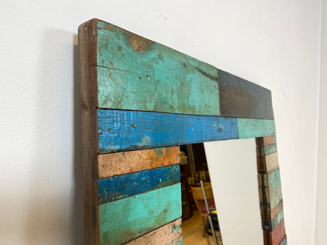 Boatwood by WMK I 70x160cm großer Spiegel I handgefertigtes Unikat aus altem Bootsholz in Originalfarben I bunter Wandspiegel Standspiegel Ganzkörperspiegel Flurspiegel Garderobe Berlin Hanau München