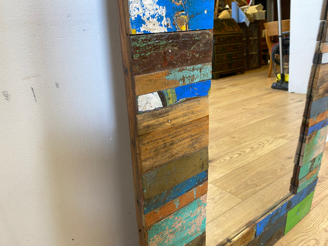 Boatwood by WMK I 70x160cm großer Spiegel I handgefertigtes Unikat aus altem Bootsholz in Originalfarben I bunter Wandspiegel Standspiegel Ganzkörperspiegel Flurspiegel Garderobe Berlin Hanau München