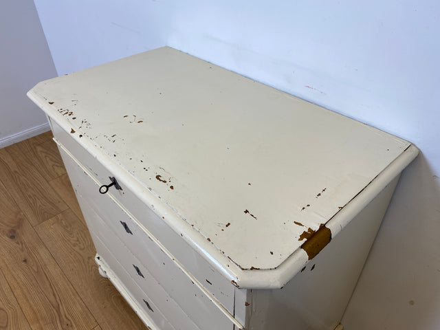 WMK I Charaktervolle weiße antike Kommode aus vollem Holz mit großen Schubladen I Schrank Anrichte Sideboard Wäsche Wickel Bad Flur Chest Cabinet Biedermeier Vintage Shabby Chic Berlin Celle Duisburg