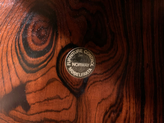 WMK I Skandinavische 60er Jahre Designer Bar von Torbjörn Afdal auf Rollen I Palisander I Barkommode Barschrank Hausbar Barwagen Tresen Vintage Danish Design Mid-Century Rosewood I Berlin München Köln