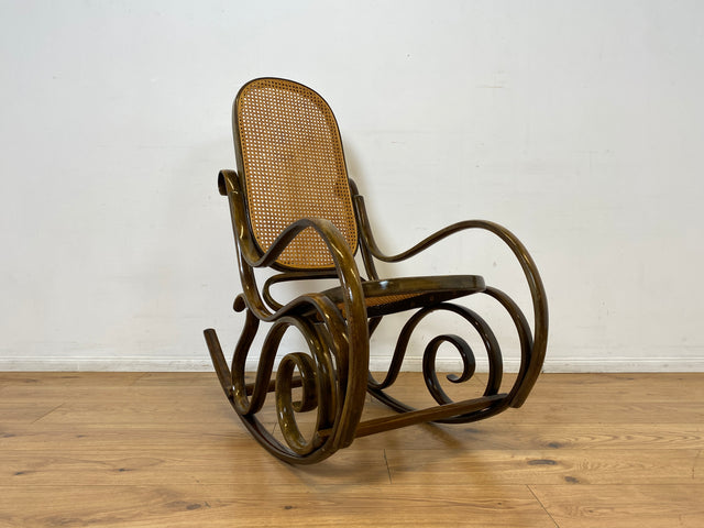 WMK I Eleganter italienischer Bugholz Schaukel Stuhl mit Wiener Geflecht von Sautto & Liberale im Thonet Stil, 1930-1960 I Sessel Fauteuil Lese Relax Rocking Chair Korb Vintage Berlin Bayern Bremen