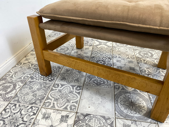 WMK Stilvoller, gemütlicher & gut erhaltener Vintage Hocker im Safari Stil mit hochwertigem Stoffbezug # Sitzhocker Fußhocker Sitz Pouf Tabouret Sitzgarnitur Mid-Century Skandinavisches Design Retro