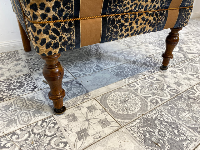 WMK Roawrr! Besonders schöner und sehr bequemer antiker Sessel mit neuwertigem und hochwertigem Bezug in Leoparden Muster # Salonsessel Armlehnenstuhl Armchair Stuhl Lesesessel Vintage Jugendstil
