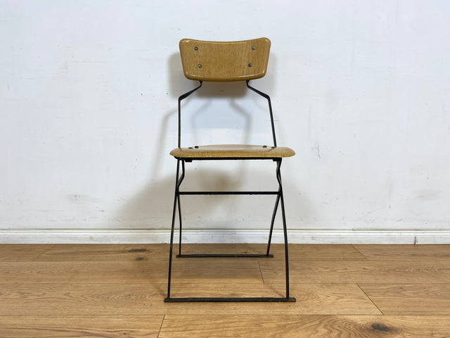 WMK Seltener und formschöner 70er Jahre Klappstuhl in gutem Zustand mit stabilem Metallrahmen # Klappstuhl Stuhl Küchenstuhl Schulstuhl Holzstuhl Gartenstuhl Mid-Century Retro DDR Vintage
