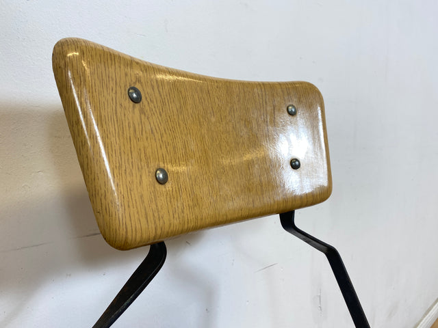 WMK Seltener und formschöner 70er Jahre Klappstuhl in gutem Zustand mit stabilem Metallrahmen # Klappstuhl Stuhl Küchenstuhl Schulstuhl Holzstuhl Gartenstuhl Mid-Century Retro DDR Vintage