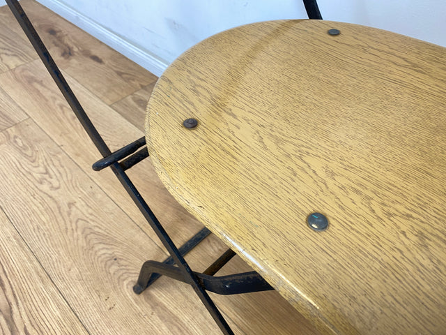 WMK Seltener und formschöner 70er Jahre Klappstuhl in gutem Zustand mit stabilem Metallrahmen # Klappstuhl Stuhl Küchenstuhl Schulstuhl Holzstuhl Gartenstuhl Mid-Century Retro DDR Vintage