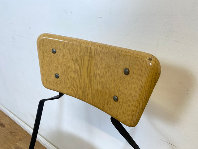 WMK Seltener und formschöner 70er Jahre Klappstuhl in gutem Zustand mit stabilem Metallrahmen # Klappstuhl Stuhl Küchenstuhl Schulstuhl Holzstuhl Gartenstuhl Mid-Century Retro DDR Vintage