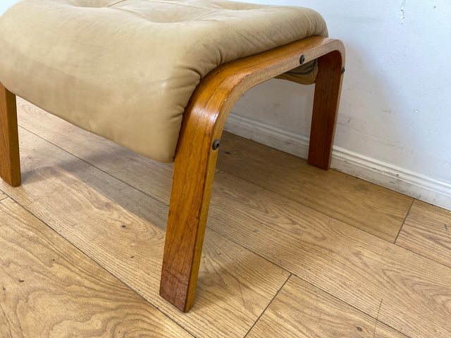 Eleganter norwegischer Designer Fußhocker von Rybo Rykken mit beigem Echtleder Bezug