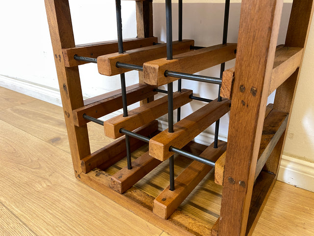 Boatwood by WMK # 1/5 Einzigartiges Weinregal für 9 Flaschen aus altem Bootsholz, ein handgefertigtes Unikat aus massivem Teakholz # Weinkiste Flaschenregal Beistelltisch Ablage Hocker Blumentisch Weinrack Teak