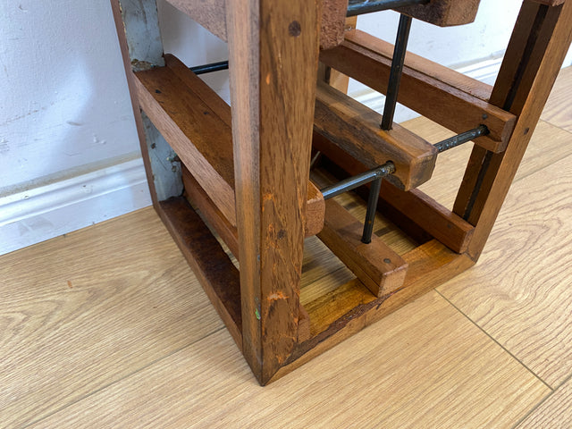 Boatwood by WMK # 1/3 Einzigartiges Weinregal für 6 Flaschen aus altem Bootsholz, ein handgefertigtes Unikat aus massivem Teakholz # Weinkiste Flaschenregal Beistelltisch Ablage Hocker Blumentisch Weinrack Teak