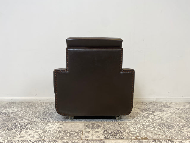 WMK # Hochwertiger und sehr gut erhaltener Mid-Century Sessel mit gestepptem braunem Echtlederbezug # Clubsessel Ledersessel Stuhl Sitzgarnitur Sitzgruppe Sofa Leder Vintage Retro