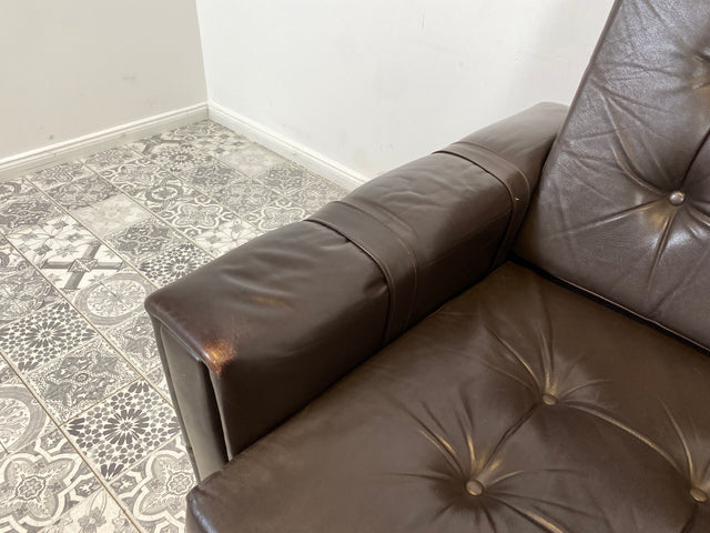 WMK # Hochwertiger und sehr gut erhaltener Mid-Century Sessel mit gestepptem braunem Echtlederbezug # Clubsessel Ledersessel Stuhl Sitzgarnitur Sitzgruppe Sofa Leder Vintage Retro