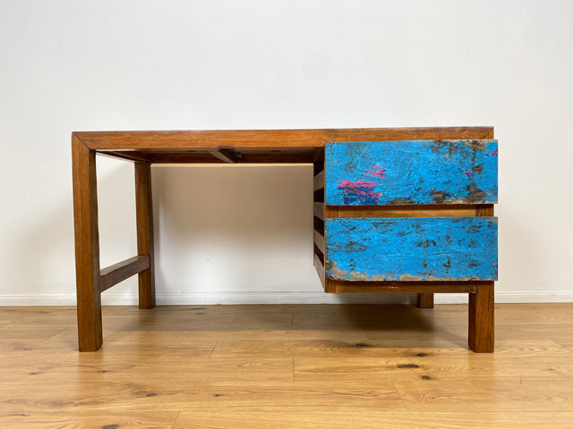 Boatwood by WMK # Einzigartiger Schreibtisch aus altem Bootsholz, ein handgefertigtes Unikat aus massivem Teakholz # blauer Arbeitstisch Sekretär Bürotisch Arbeitsplatz Computertisch Desk Bootsmöbel