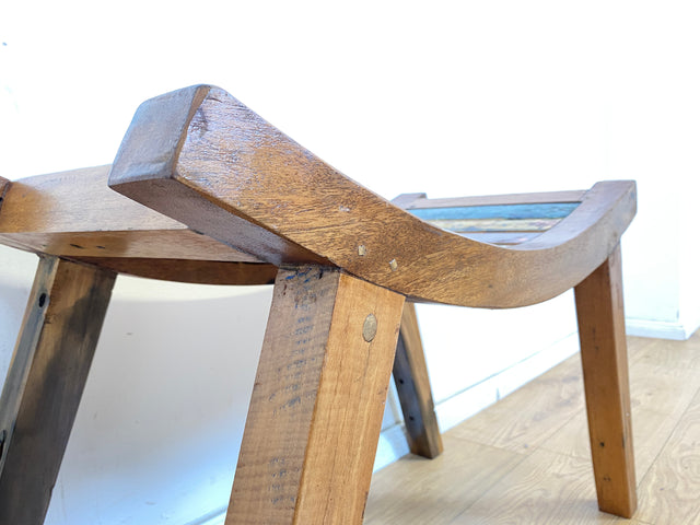 Boatwood by WMK # Formschöner und sehr robuster Hocker aus altem Bootsholz, ein handgefertigtes Unikat aus massivem Teakholz # Sitzhocker Fußhocker Schemel Taburett Sitz Holzhocker Stuhl Bootsmöbel Treibholz Teak