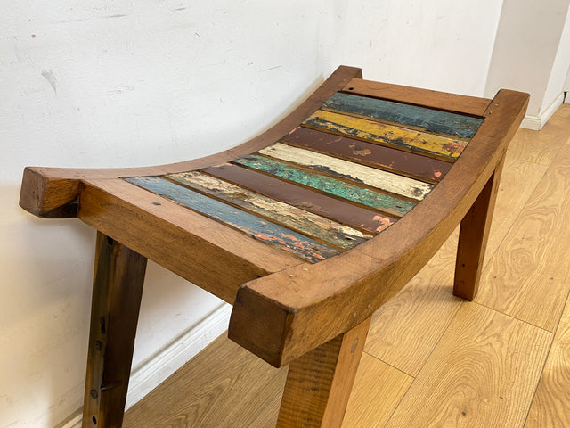 Boatwood by WMK # Formschöner und sehr robuster Hocker aus altem Bootsholz, ein handgefertigtes Unikat aus massivem Teakholz # Sitzhocker Fußhocker Schemel Taburett Sitz Holzhocker Stuhl Bootsmöbel Treibholz Teak