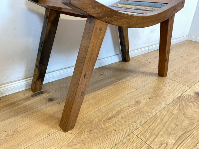 Boatwood by WMK # Formschöner und sehr robuster Hocker aus altem Bootsholz, ein handgefertigtes Unikat aus massivem Teakholz # Sitzhocker Fußhocker Schemel Taburett Sitz Holzhocker Stuhl Bootsmöbel Treibholz Teak