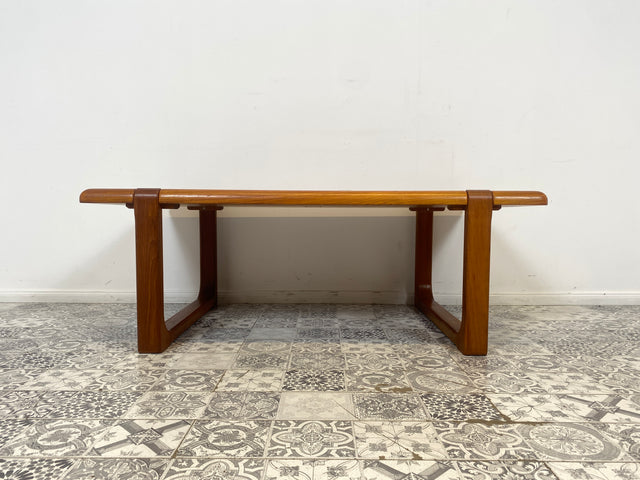WMK Stilvoller & sehr gut erhaltener großer skandinavischer Designercouchtisch von A/S Niels Bach , teilweise Teakholz