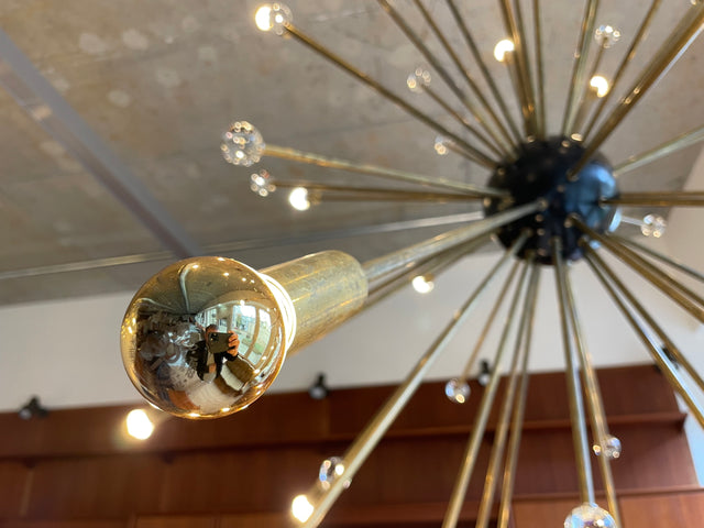WMK Der Designklassiker! Berühmter und vollfunktionsfähiger Space Age Kronleuchter "Sputnik" in größter Ausführung (Ø150cm) aus Messing mit Murano Glaskugeln # Chandelier Deckenlampe Starbust Vintage