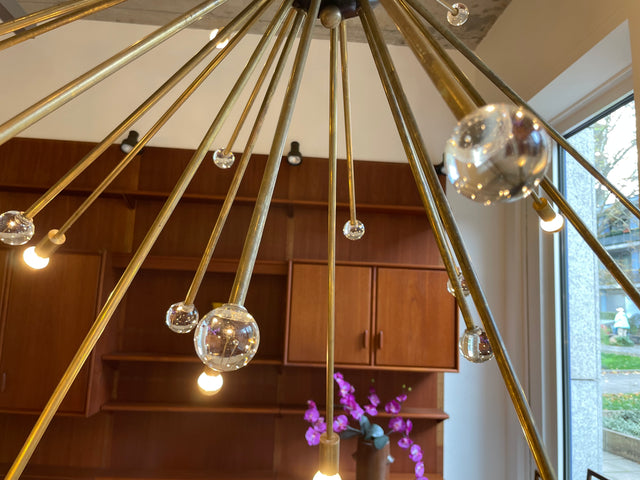 WMK Der Designklassiker! Berühmter und vollfunktionsfähiger Space Age Kronleuchter "Sputnik" in größter Ausführung (Ø150cm) aus Messing mit Murano Glaskugeln # Chandelier Deckenlampe Starbust Vintage