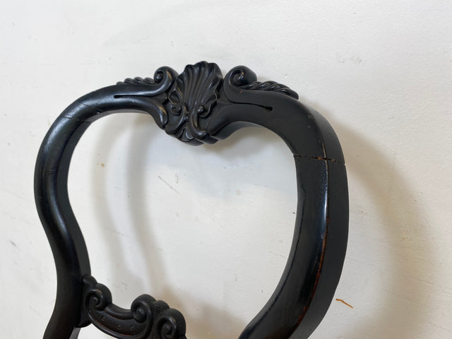 WMK Besonders schöner antiker Ballonstuhl aus Biedermeier Zeit mit tollen Schnitzereien und farbenfrohem Bezug # Stuhl Salonstuhl Esszimmerstuhl Küchenstuhl Medaillonstuhl Vintage # Lieferung möglich