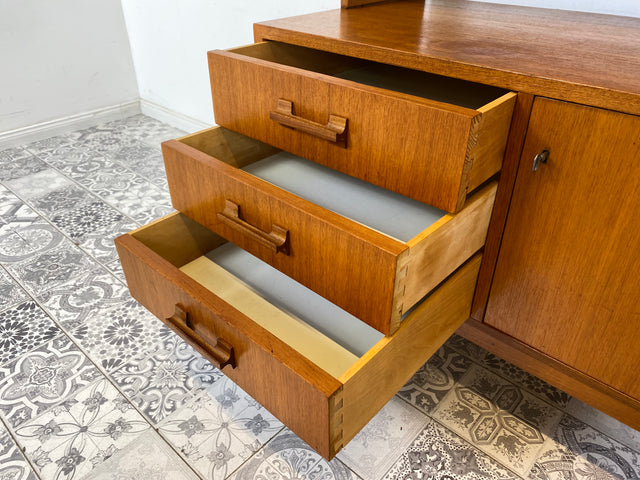 WMK Minimalistisches skandinavisches Highboard mit Schubalden und sehr hübschen Holzgriffen im Teakholz # Schrank Wäscheschrank Bücherschrank Sideboard Kommode Teak Danish Design Vintage Mid-Century