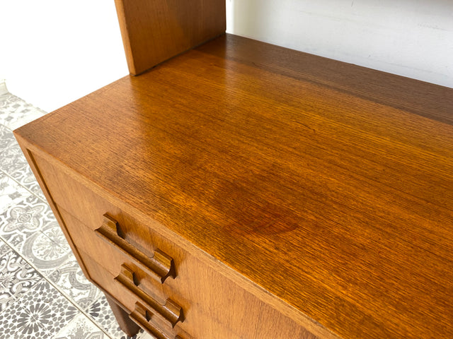 WMK Minimalistisches skandinavisches Highboard mit Schubalden und sehr hübschen Holzgriffen im Teakholz # Schrank Wäscheschrank Bücherschrank Sideboard Kommode Teak Danish Design Vintage Mid-Century