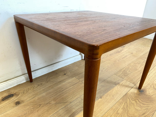 WMK Hochwertiger und sehr gut erhaltener skandinavischer Mid-Century Couchtisch aus massivem Teakholz # Wohnzimmertisch Coffee Table Beistelltisch Vintage 60er Danish Design Teak # Versand möglich