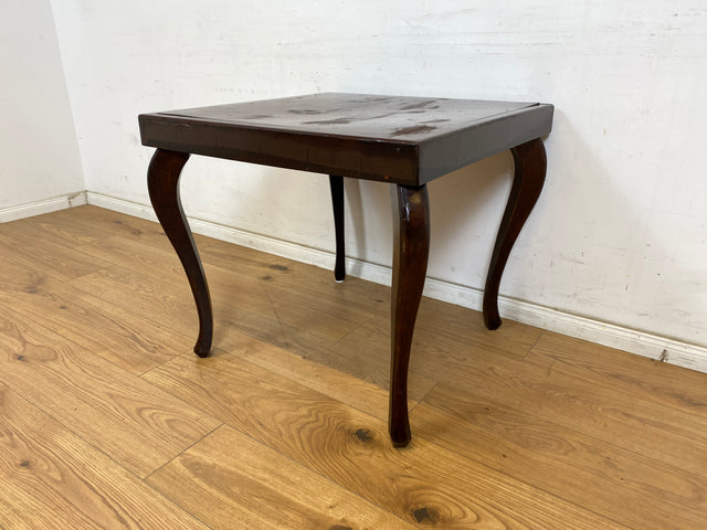 WMK Hübscher jedoch ziemlich abgerockter 1930er Jahre Couchtisch mit formschönen Füßen im Chippendale Stil # Wohnzimmertisch Beistelltisch Coffee Table Salontisch Vintage Art Deco # Versand möglich