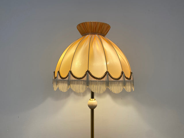 WMK Wunderschöne & sehr gut erhaltene 70er Jahre Stehlampe mit tollem Lampenschirm und Messing Lampenfuß mit edlen Marmorelementen # Lampe Stehleuchte Leselampe Leuchte Retro Mid-Century 60er Vintage