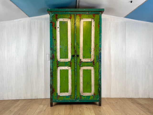 Boatwood by WMK # Einzigartiger Wäscheschrank aus altem Bootsholz , ein handgefertigtes Unikat aus massivem Teakholz # grüner Schrank Kleiderschank Schlafzimmerschrank Garderobe Wardrobe Bootsmöbel