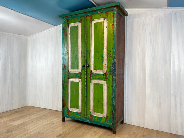 Boatwood by WMK # Einzigartiger Wäscheschrank aus altem Bootsholz , ein handgefertigtes Unikat aus massivem Teakholz # grüner Schrank Kleiderschank Schlafzimmerschrank Garderobe Wardrobe Bootsmöbel