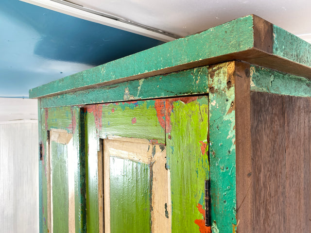 Boatwood by WMK # Einzigartiger Wäscheschrank aus altem Bootsholz , ein handgefertigtes Unikat aus massivem Teakholz # grüner Schrank Kleiderschank Schlafzimmerschrank Garderobe Wardrobe Bootsmöbel