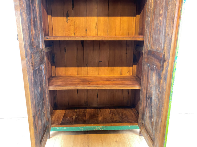 Boatwood by WMK # Einzigartiger Wäscheschrank aus altem Bootsholz , ein handgefertigtes Unikat aus massivem Teakholz # grüner Schrank Kleiderschank Schlafzimmerschrank Garderobe Wardrobe Bootsmöbel