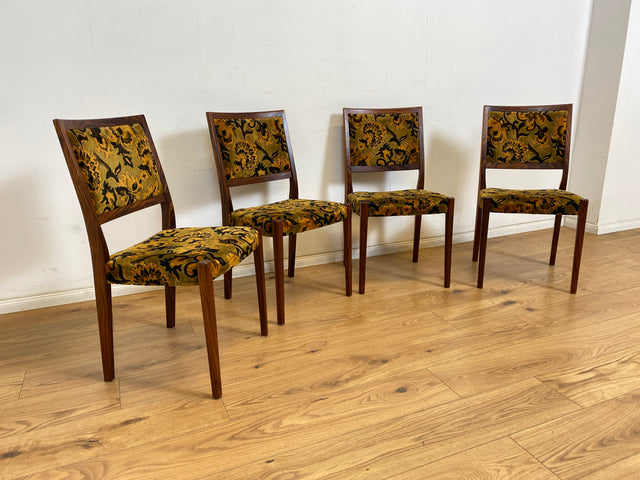 WMK Set aus 4 sehr gut erhaltenen skandinavischen Designerstühlen von Svegards Markaryd aus Palisander + Originalbezug # Stühle Esszimmerstühle Dining Chairs Vintage Mid-Century Rosewood Danish Design