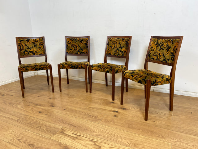 WMK Set aus 4 sehr gut erhaltenen skandinavischen Designerstühlen von Svegards Markaryd aus Palisander + Originalbezug # Stühle Esszimmerstühle Dining Chairs Vintage Mid-Century Rosewood Danish Design