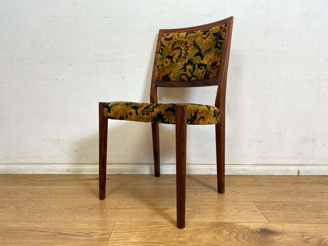 WMK Set aus 4 sehr gut erhaltenen skandinavischen Designerstühlen von Svegards Markaryd aus Palisander + Originalbezug # Stühle Esszimmerstühle Dining Chairs Vintage Mid-Century Rosewood Danish Design