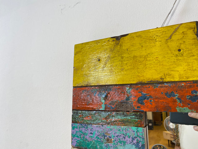 Boatwood by WMK # Farbenfroher 60x90 Wandspiegel aus altem Bootsholz, ein handgefertigtes Unikat in Originalfarben der Boote # bunter Spiegel Flurspiegel Holzrahmen Badspiegel Mirror Art Bootsmöbel